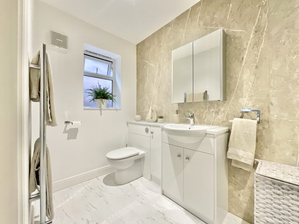 Burnt Oaks Place, Loggerheads, TF9