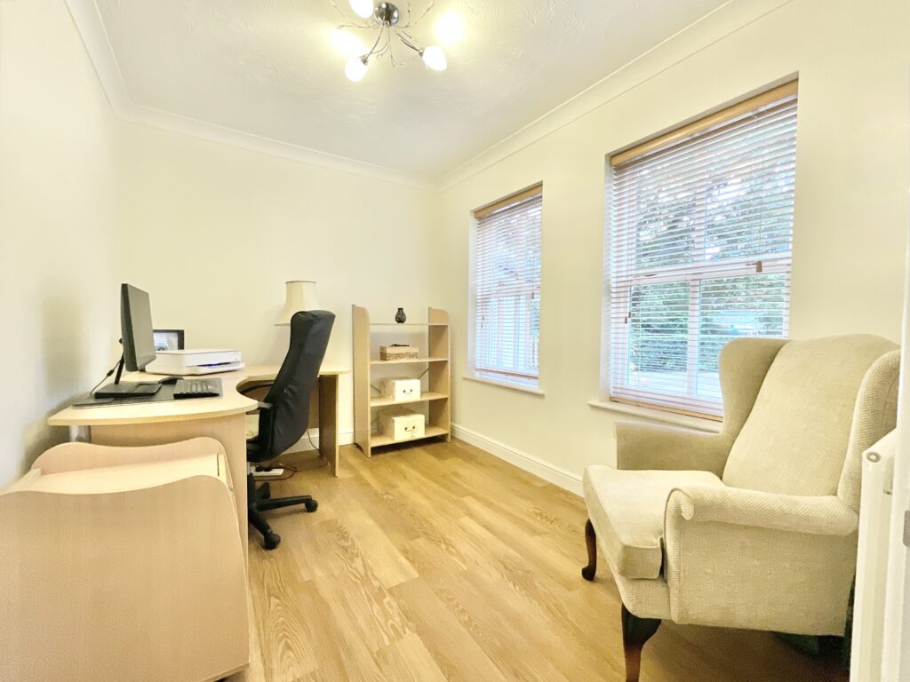 Swanholme Way, Baldwins Gate, ST5