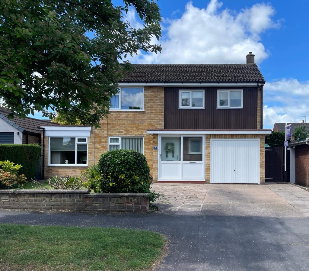 Yelverton Avenue, Stafford, ST17
