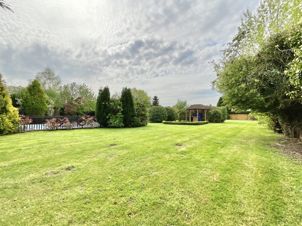 Fairview Villas, Baldwins Gate, ST5