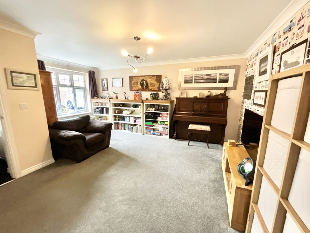 Darwin Close, Market Drayton, TF9