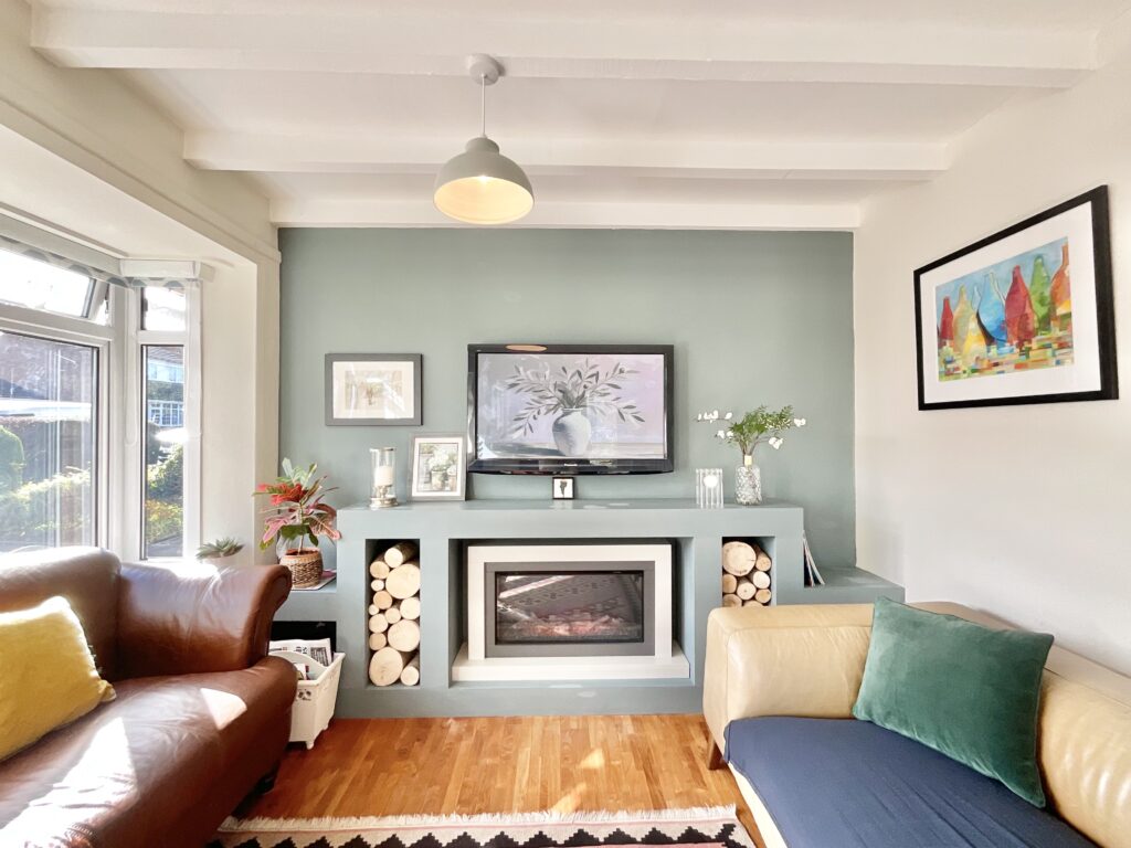 Redwood Avenue, Stone, ST15