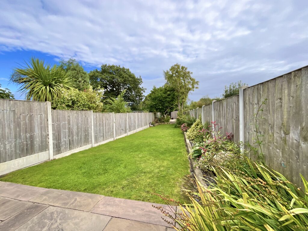Chapel Lane, Kingsley Holt, ST10