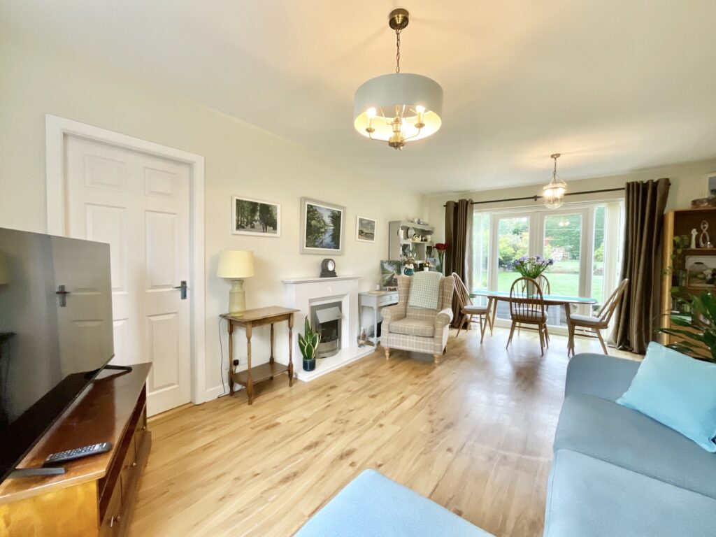 Yelverton Avenue, Stafford, ST17