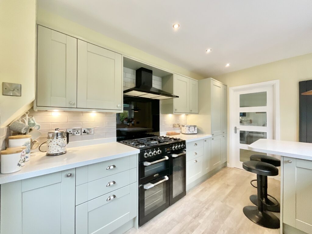 Yelverton Avenue, Stafford, ST17