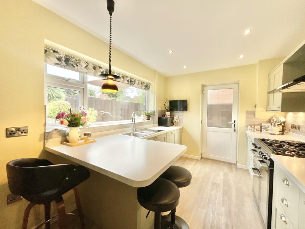 Yelverton Avenue, Stafford, ST17