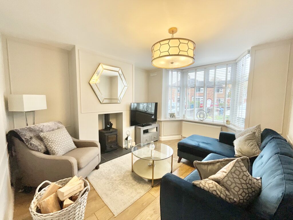Longfield Avenue, Stone, ST15