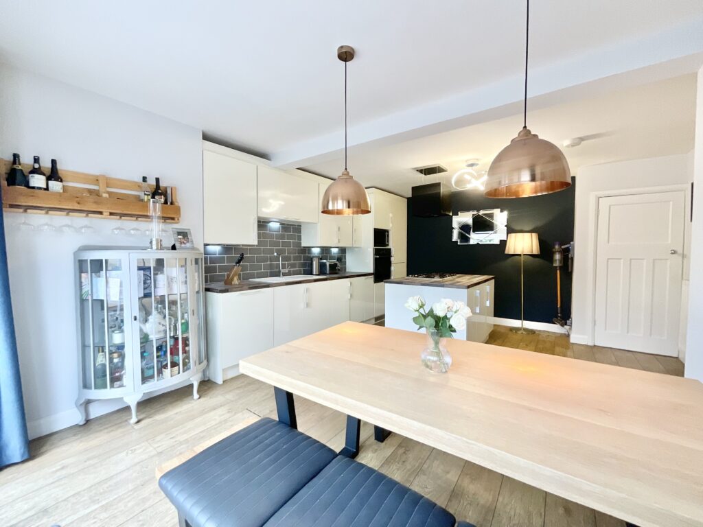 Longfield Avenue, Stone, ST15