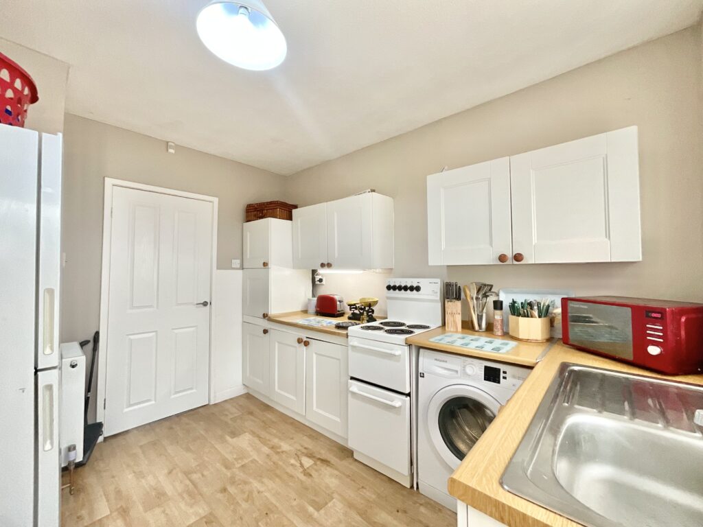 Whitethorn Avenue, Barlaston, ST12