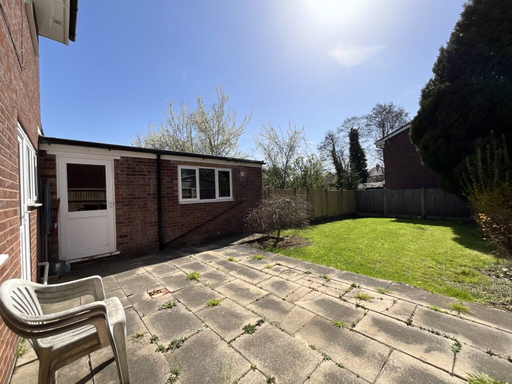 Ness Grove, Cheadle, ST10