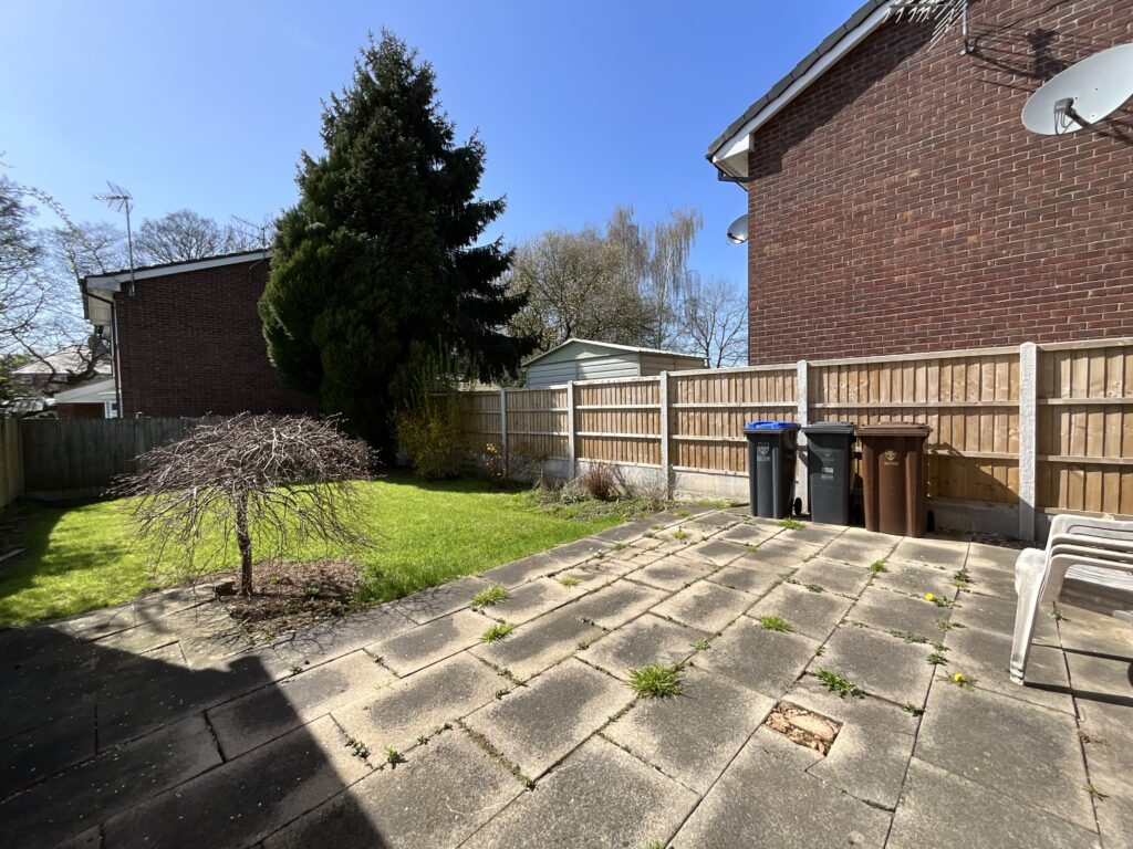 Ness Grove, Cheadle, ST10