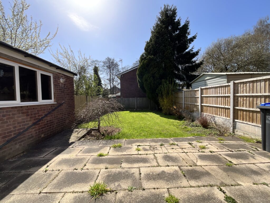 Ness Grove, Cheadle, ST10