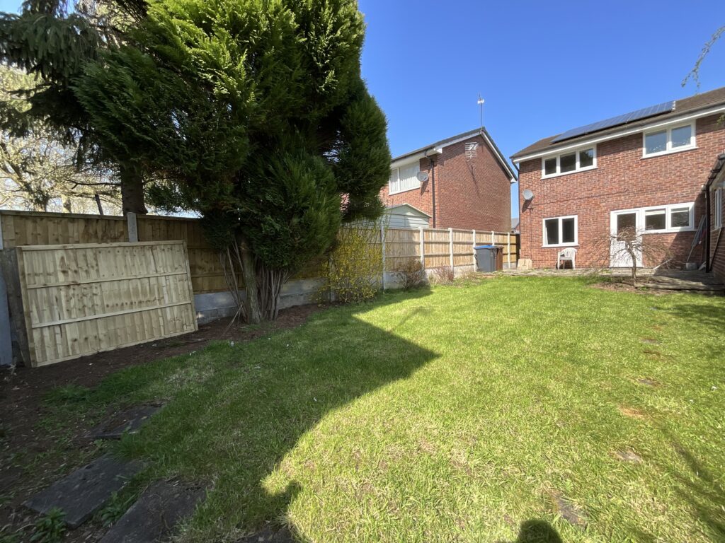Ness Grove, Cheadle, ST10
