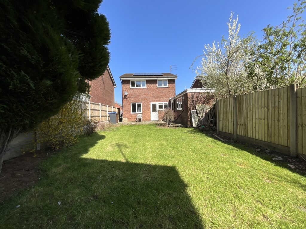 Ness Grove, Cheadle, ST10