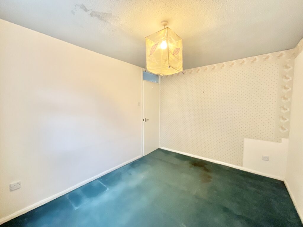 Peacehaven Grove, Stoke-On-Trent, ST4