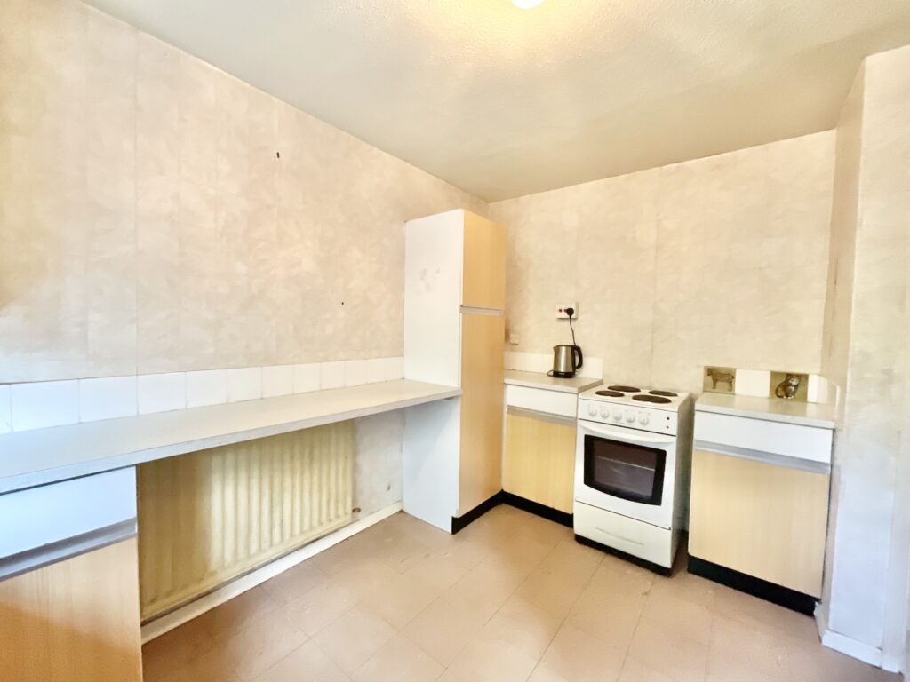 Peacehaven Grove, Stoke-On-Trent, ST4