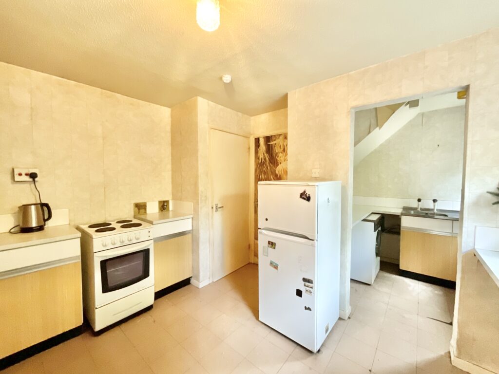 Peacehaven Grove, Stoke-On-Trent, ST4