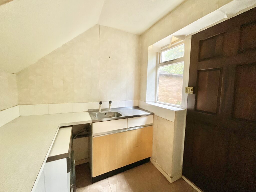 Peacehaven Grove, Stoke-On-Trent, ST4