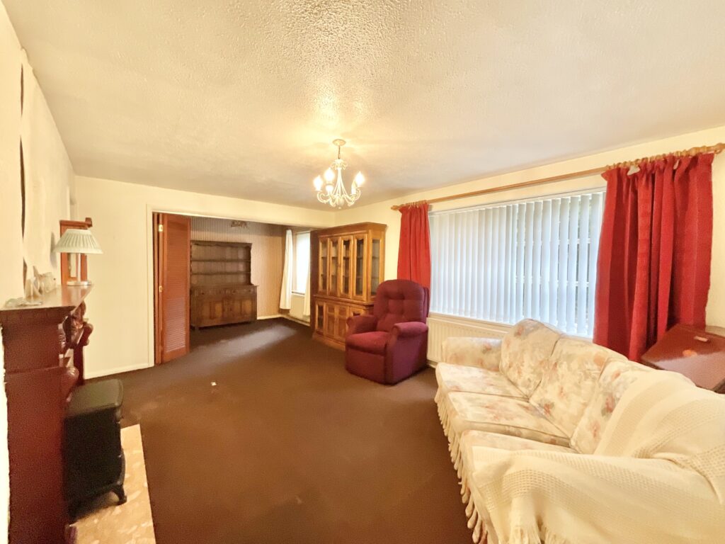 Peacehaven Grove, Stoke-On-Trent, ST4