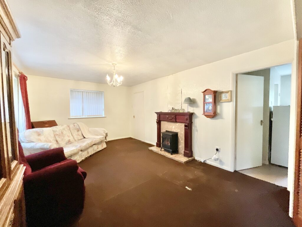 Peacehaven Grove, Stoke-On-Trent, ST4