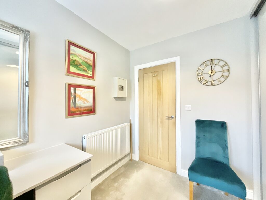 Dearnsdale Close, Stafford, ST16