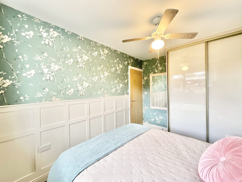 Dearnsdale Close, Stafford, ST16