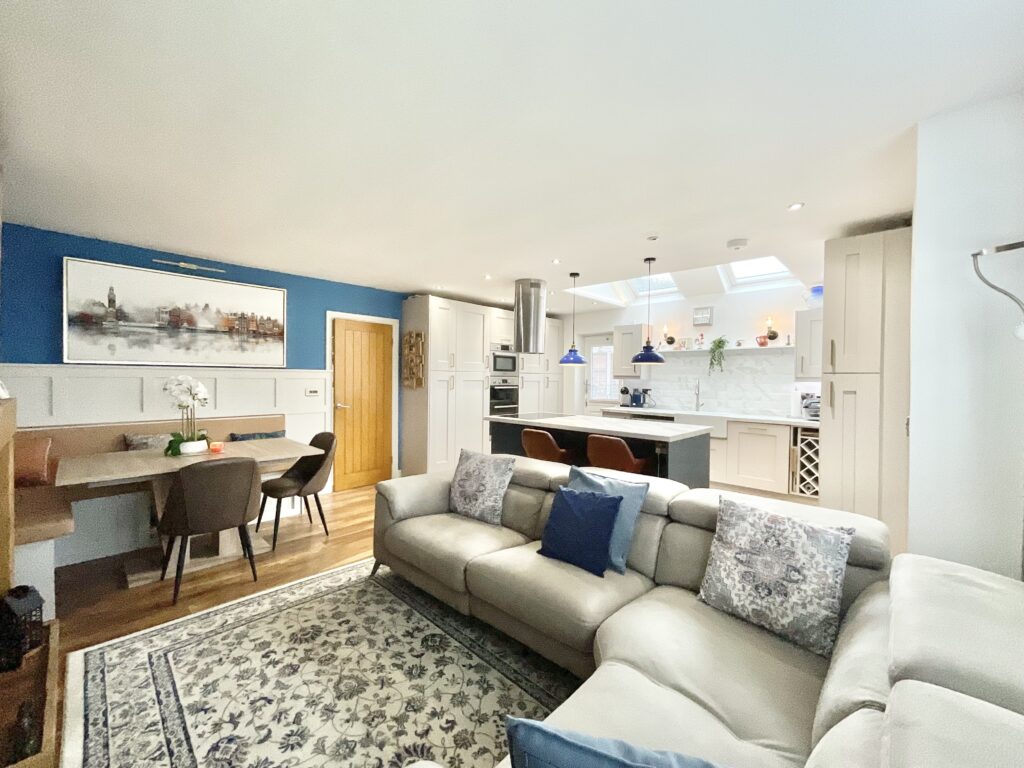 Dearnsdale Close, Stafford, ST16