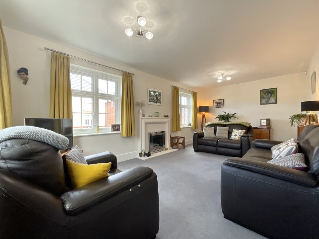 Torrington Close, Henhull, CW5