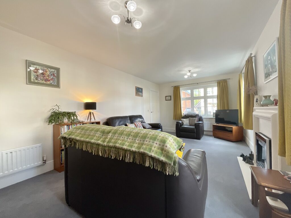 Torrington Close, Henhull, CW5