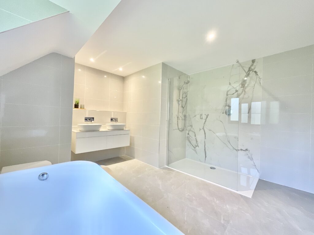 Wrenbury Road, Aston, CW5