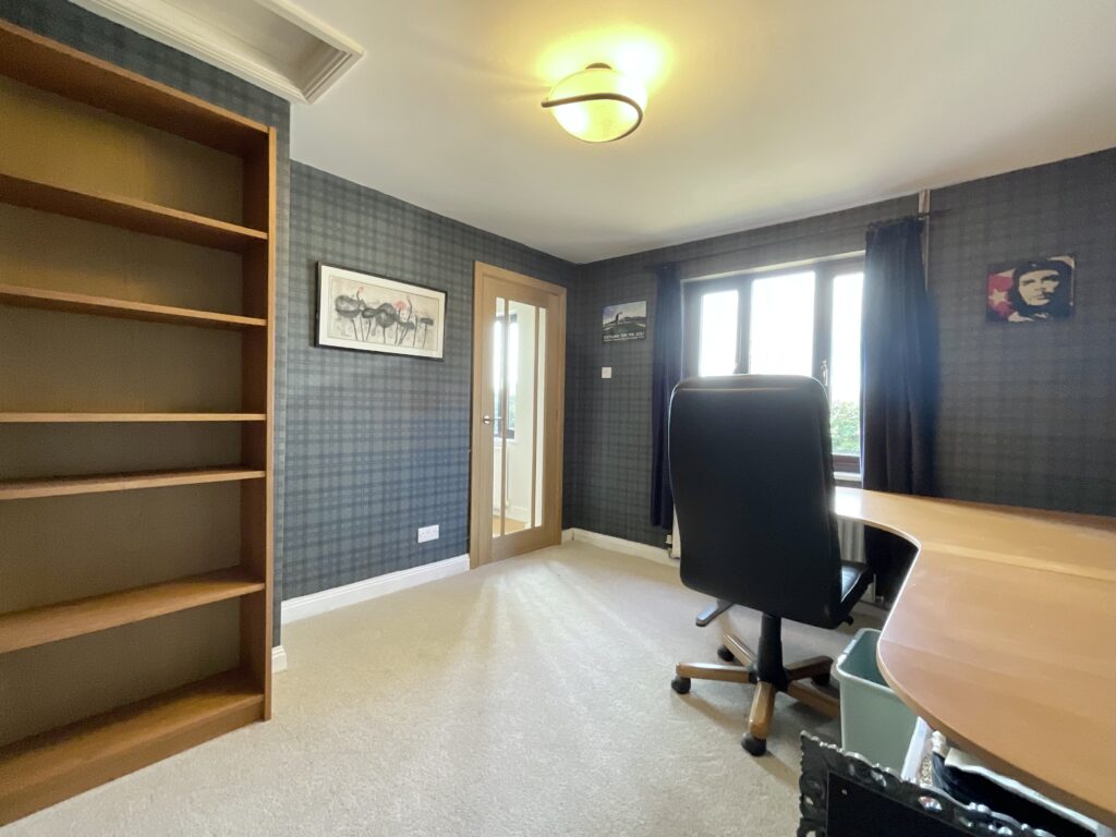 Wrenbury Road, Aston, CW5