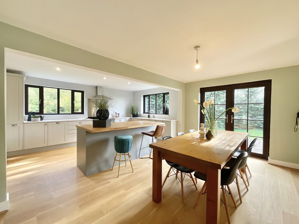 Wrenbury Road, Aston, CW5