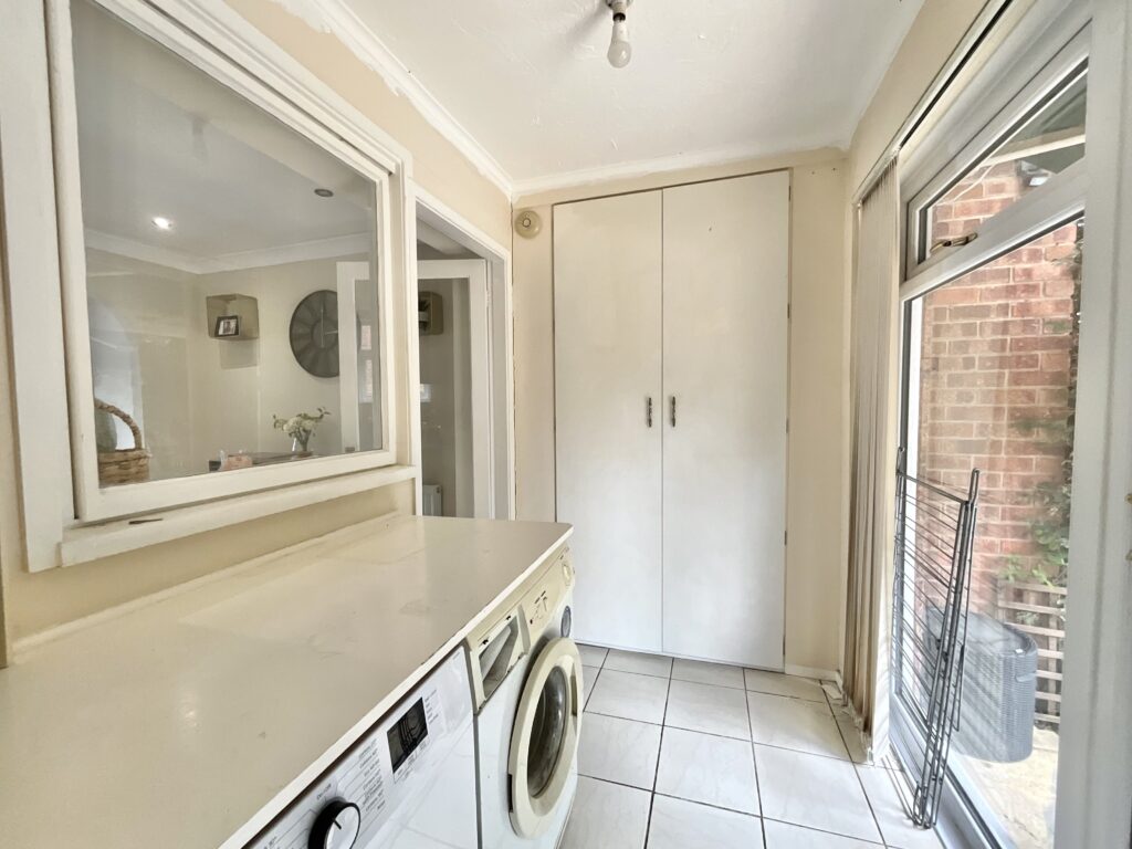 Epsom Close, Cheadle, ST10