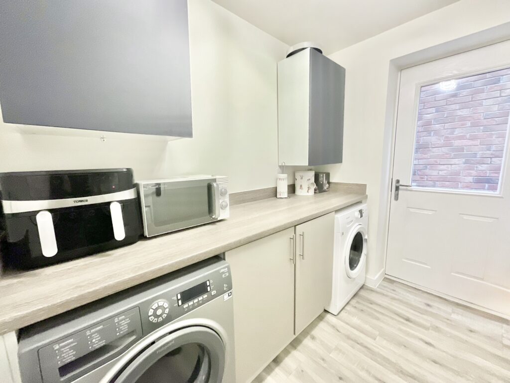 Parker-Jervis Place, Stone, ST15