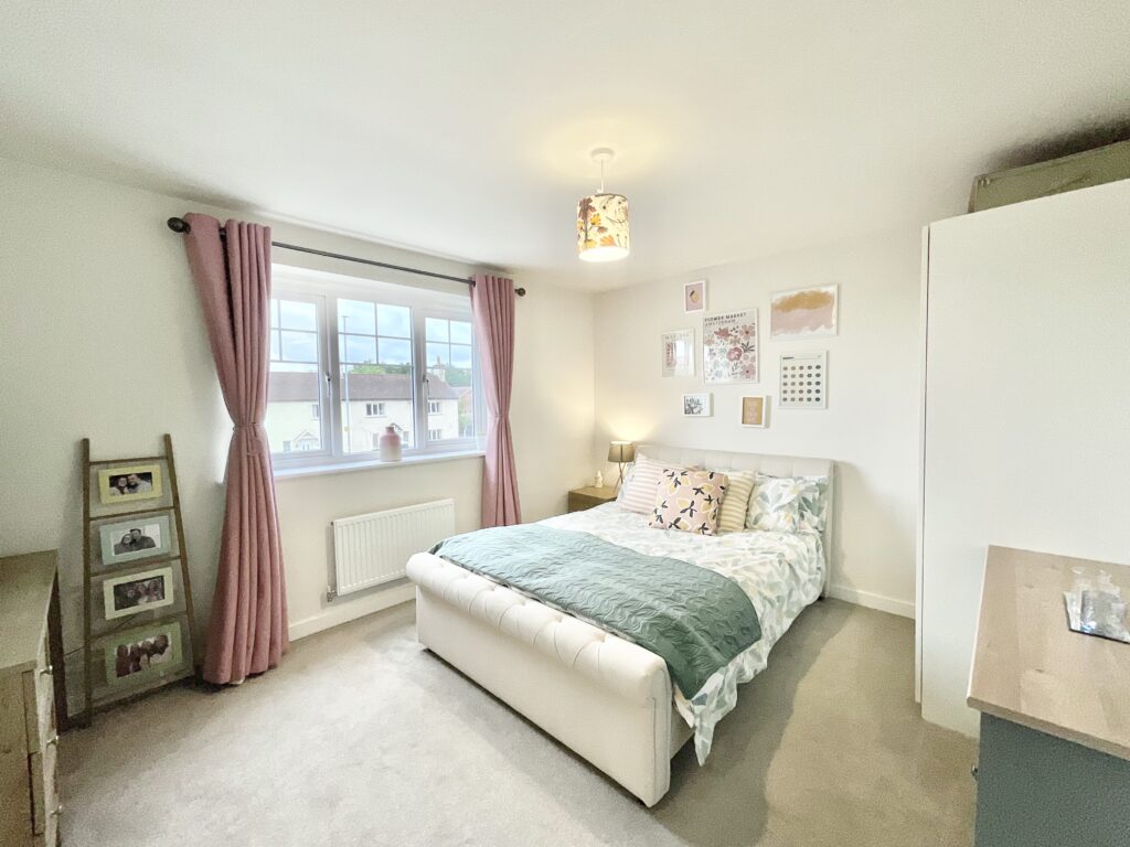 Parker-Jervis Place, Stone, ST15