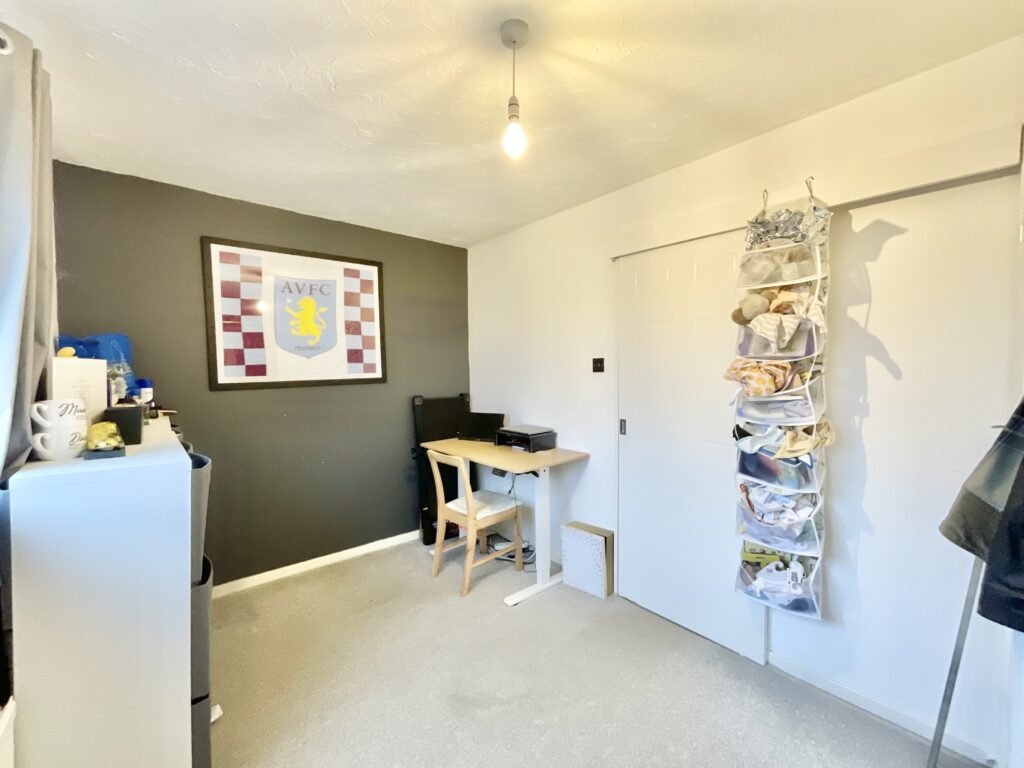 Ruffin Court, Stone, ST15