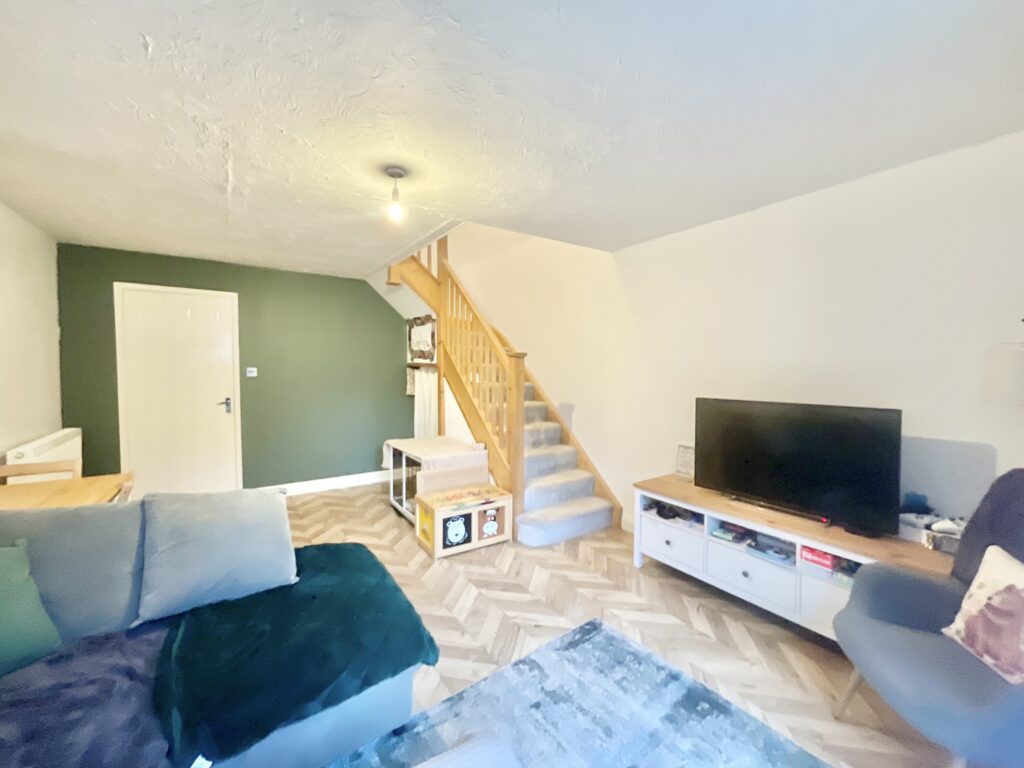 Ruffin Court, Stone, ST15