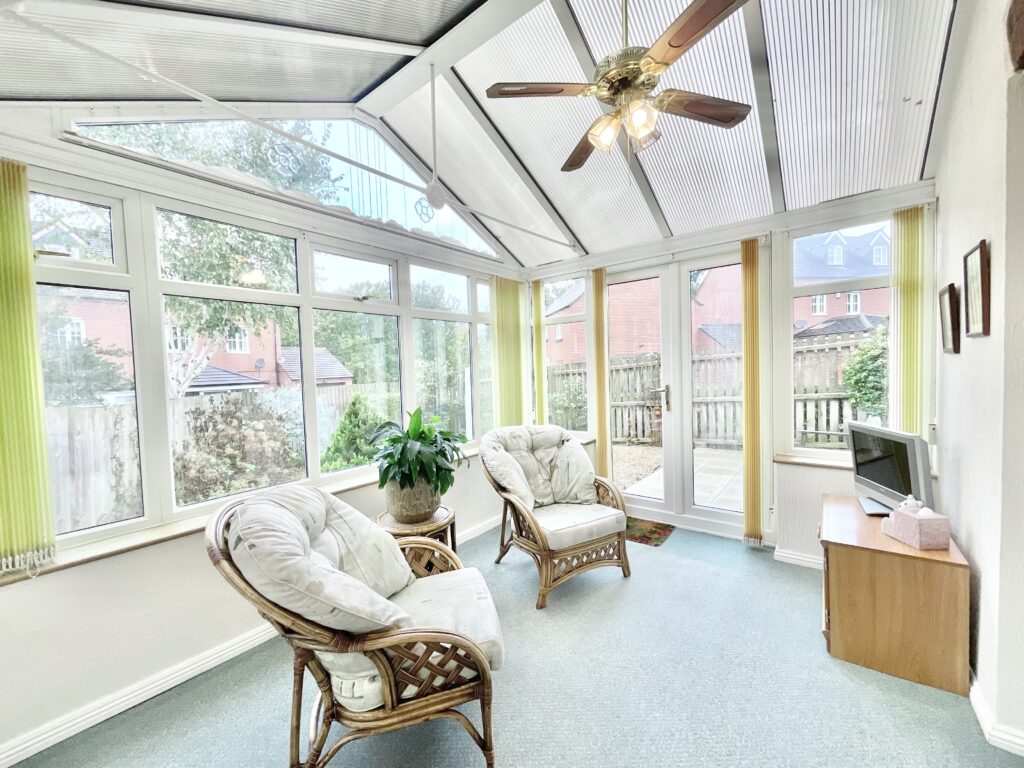 Cressey Close, Stone, ST15