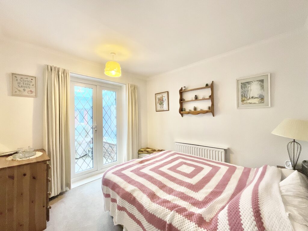 Meadow Way, Stone, ST15