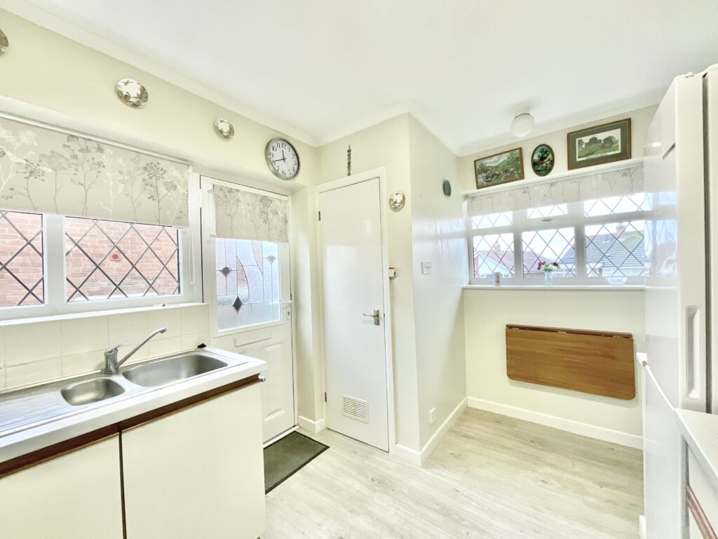 Meadow Way, Stone, ST15