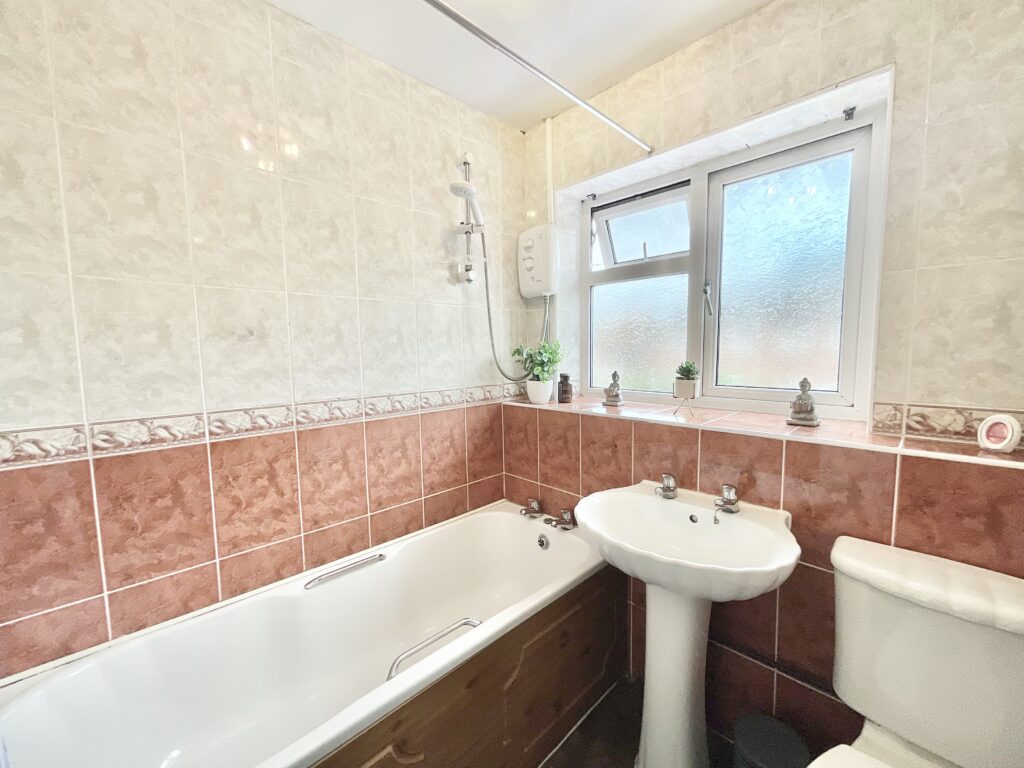 Chivelstone Grove, Stoke-On-Trent, ST4