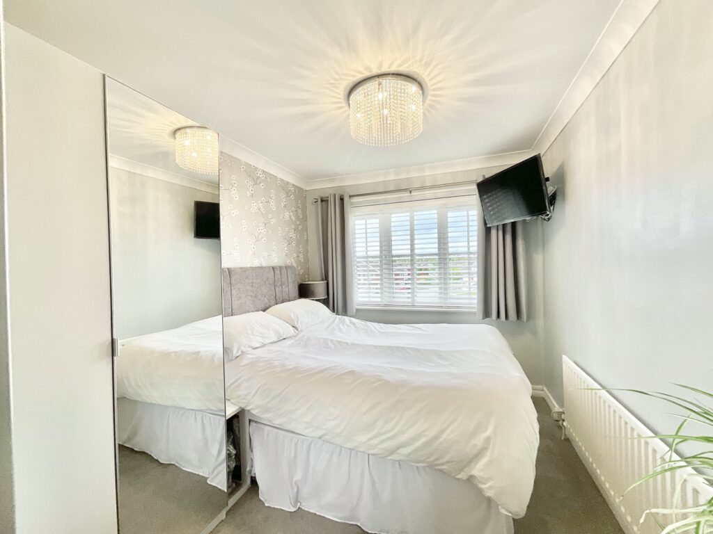 Rutherford Avenue, Newcastle, ST5