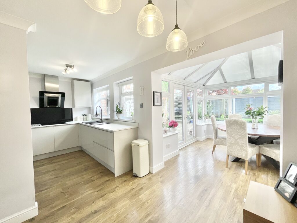 Rutherford Avenue, Newcastle, ST5
