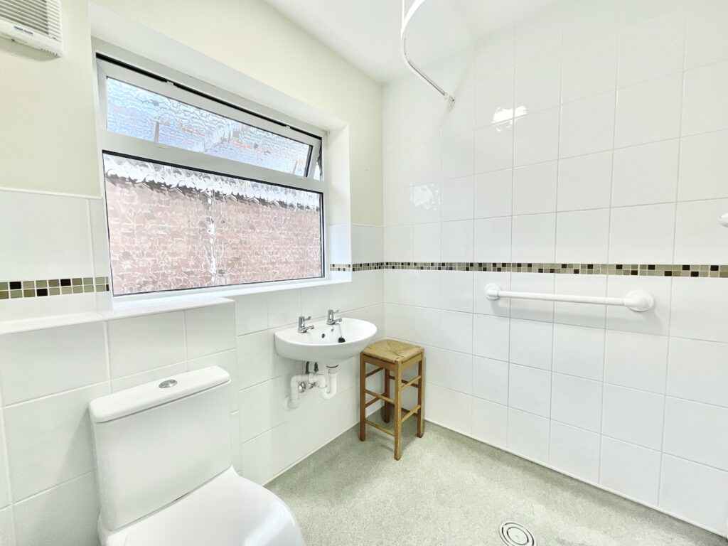 Downing Gardens, Stone, ST15