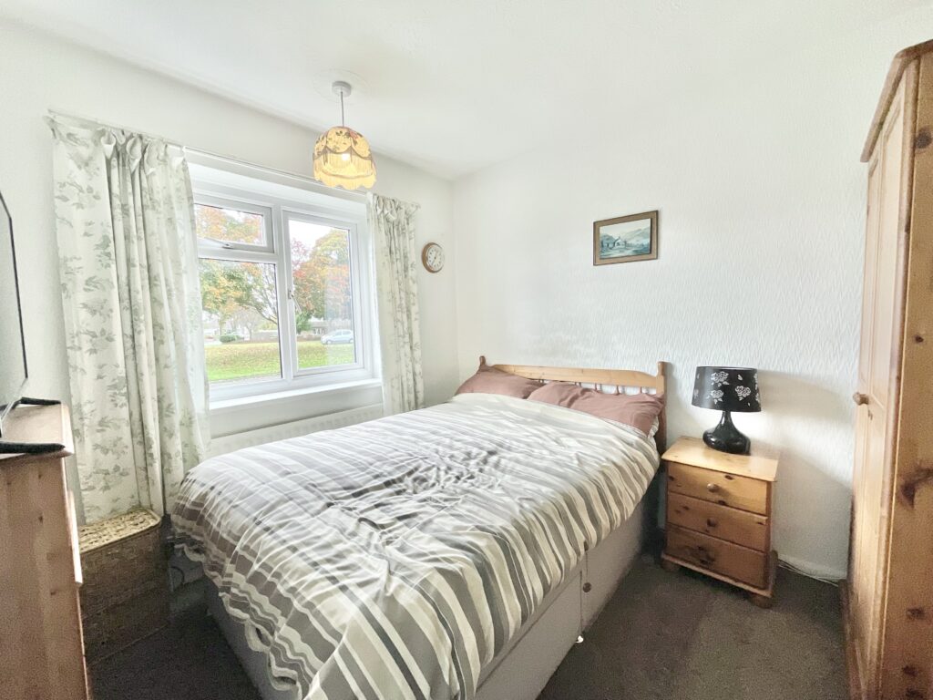 Downing Gardens, Stone, ST15