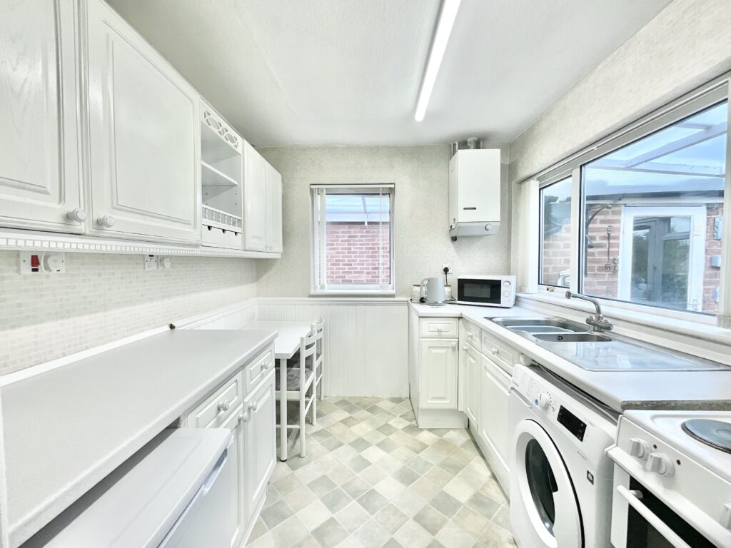 Downing Gardens, Stone, ST15