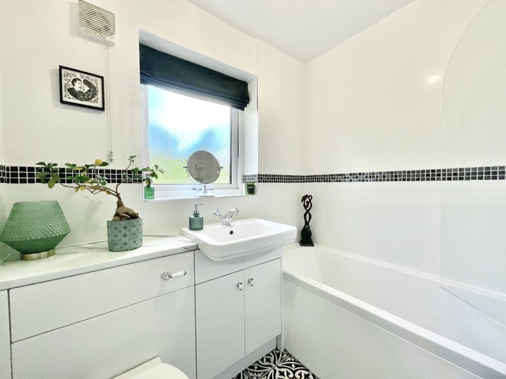 Kingsland Close, Stone, ST15