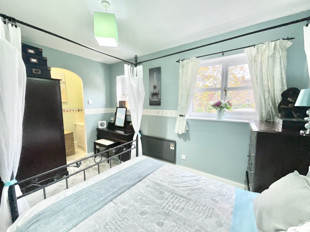 Meadowbrook Court, Stone, ST15