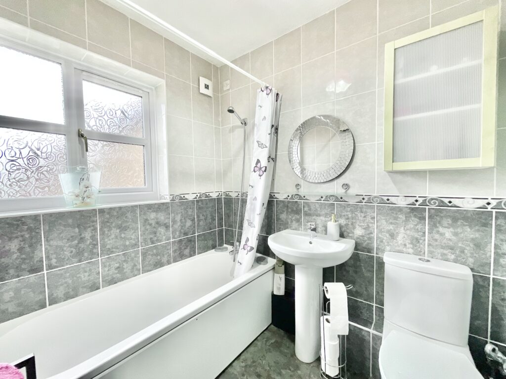 Meadowbrook Court, Stone, ST15