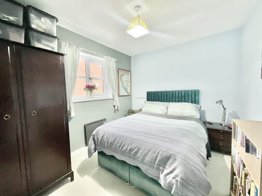 Meadowbrook Court, Stone, ST15